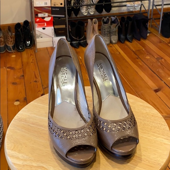 Authentic MK Heels - Picture 2 of 8